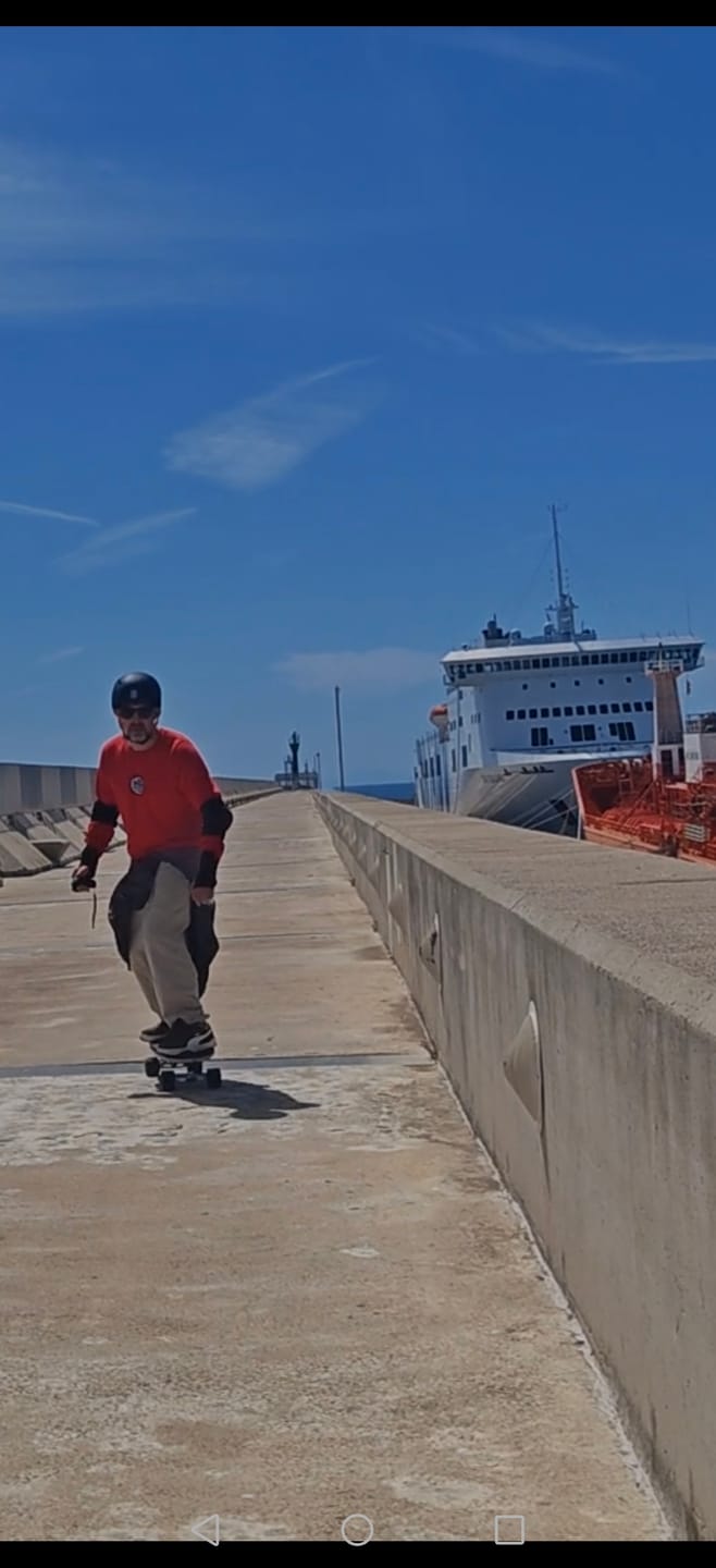 Customer photo review of Backfire Nalu Electric Surf Skate with R5s Remote