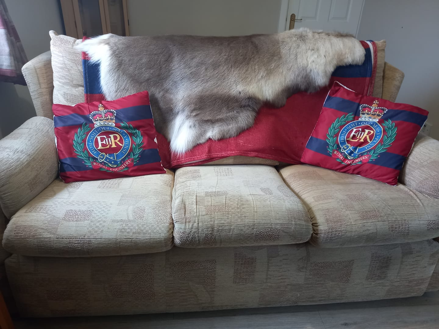 Customer photo review of XL Reindeer Fur Hide - Seconds