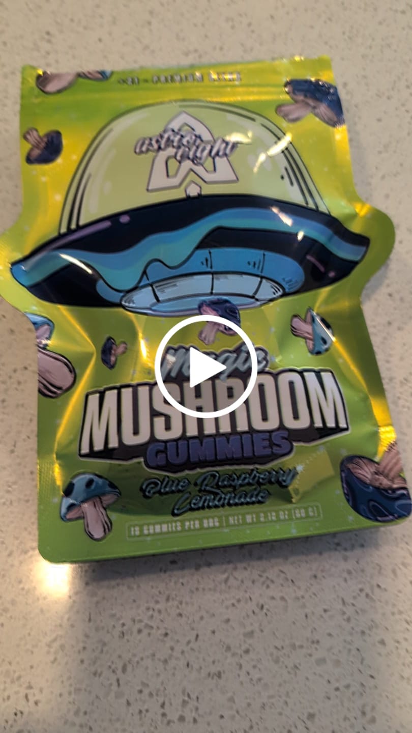 Customer video review of Blue Raspberry Lemonade Magic Mushroom Gummies