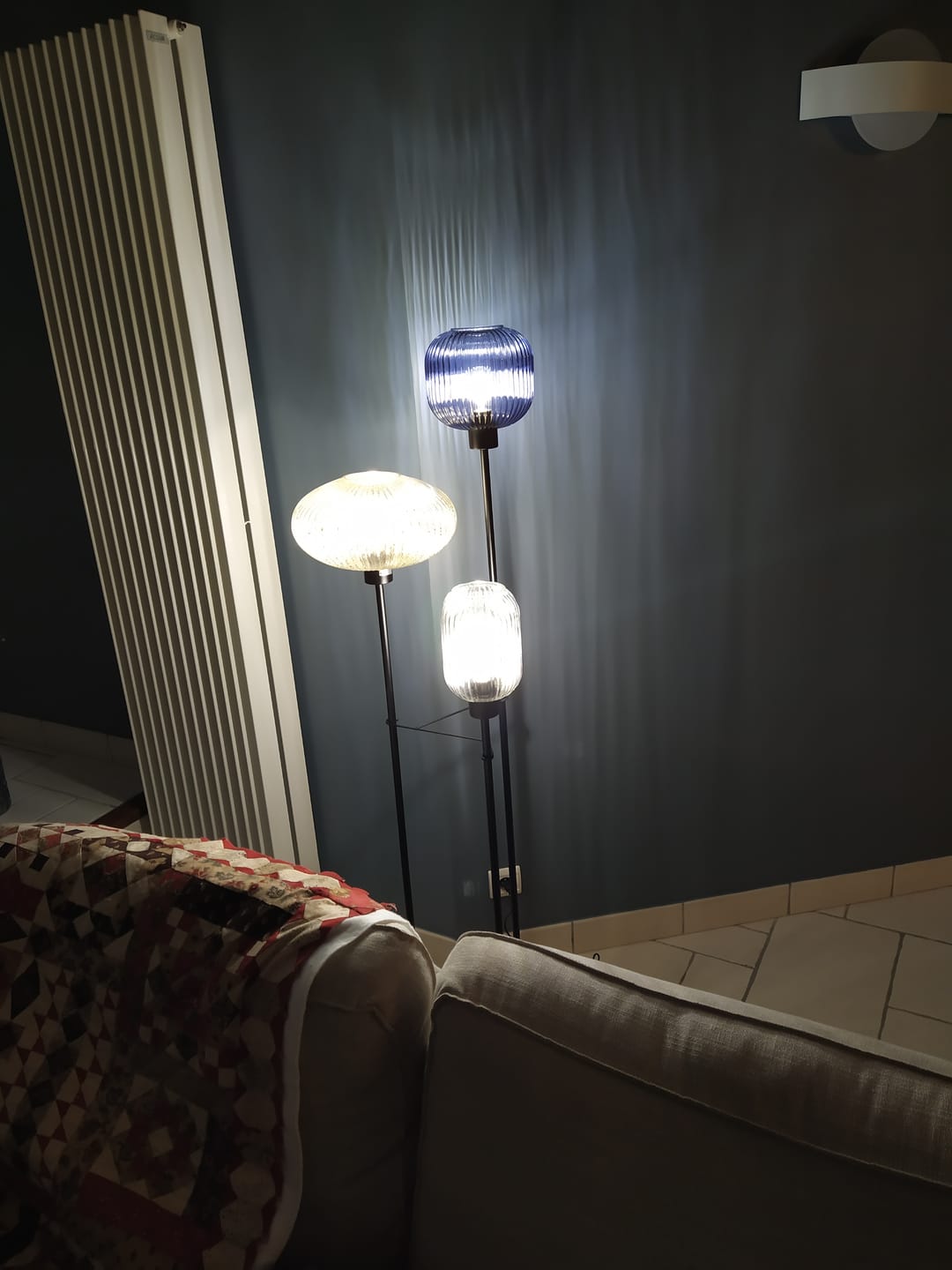 Customer photo review of Lampadaire en verre vintage CRISTALI | 3 luminaires à personnaliser