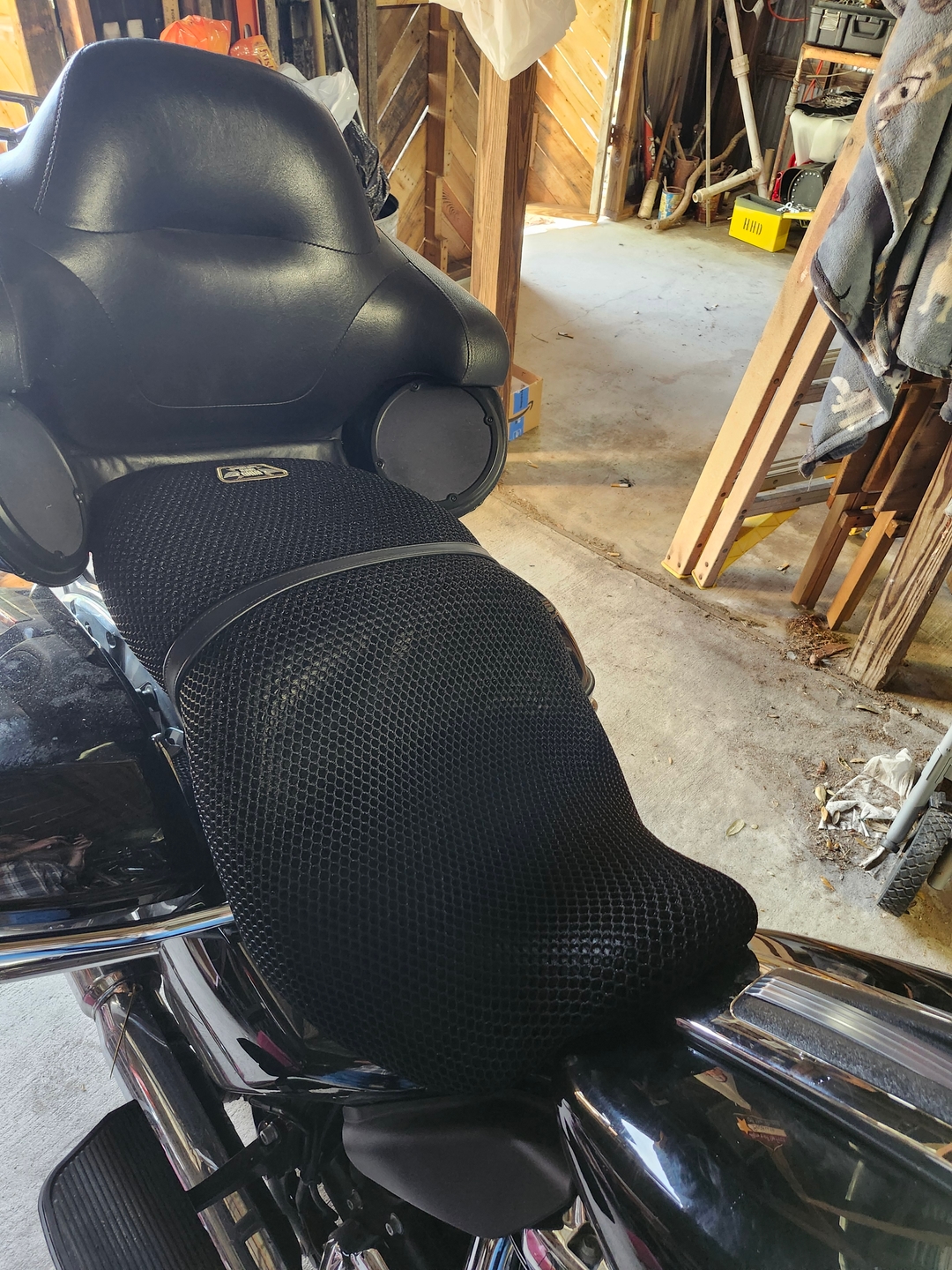 Wind Rider mesh seat cover on a Harley Davidson Ultra Limited