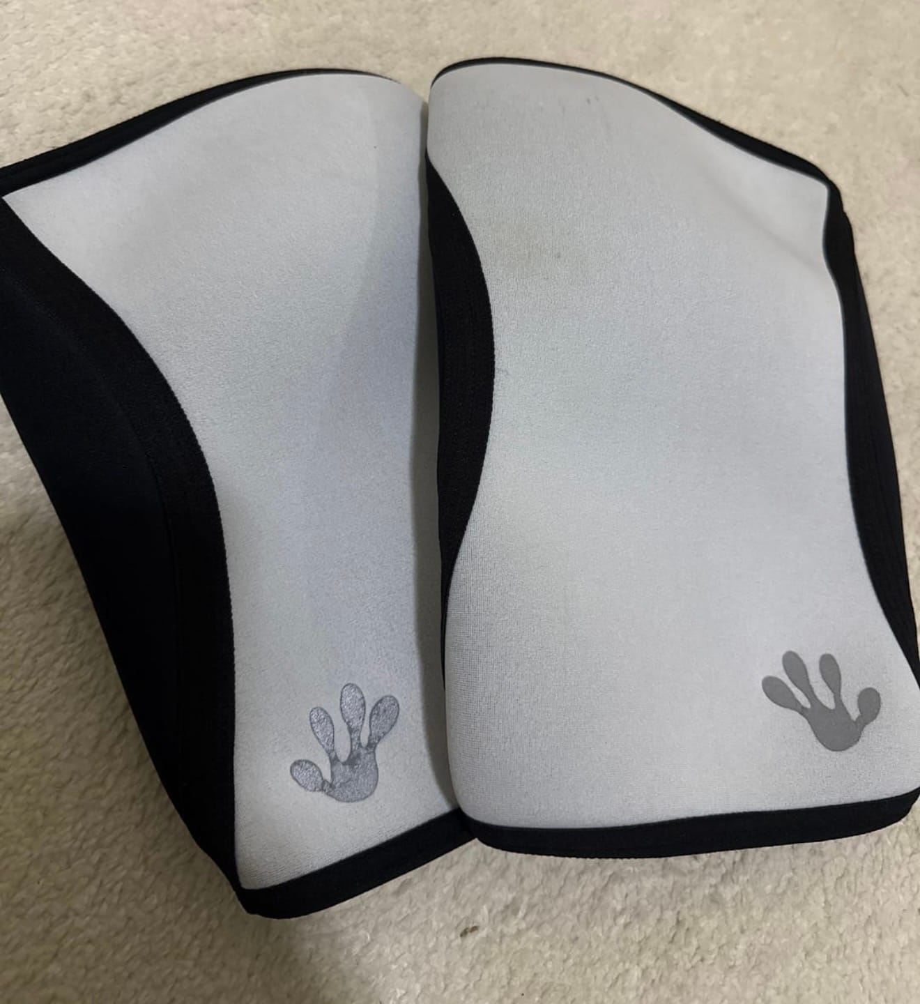 Customer photo review of Reversible Knee Sleeves - Black/White