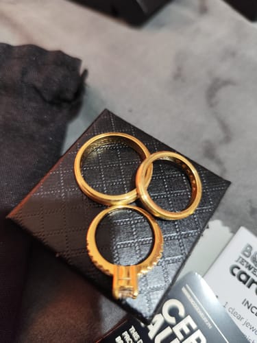 Customer photo review of Upsize Fee for size 8 and up