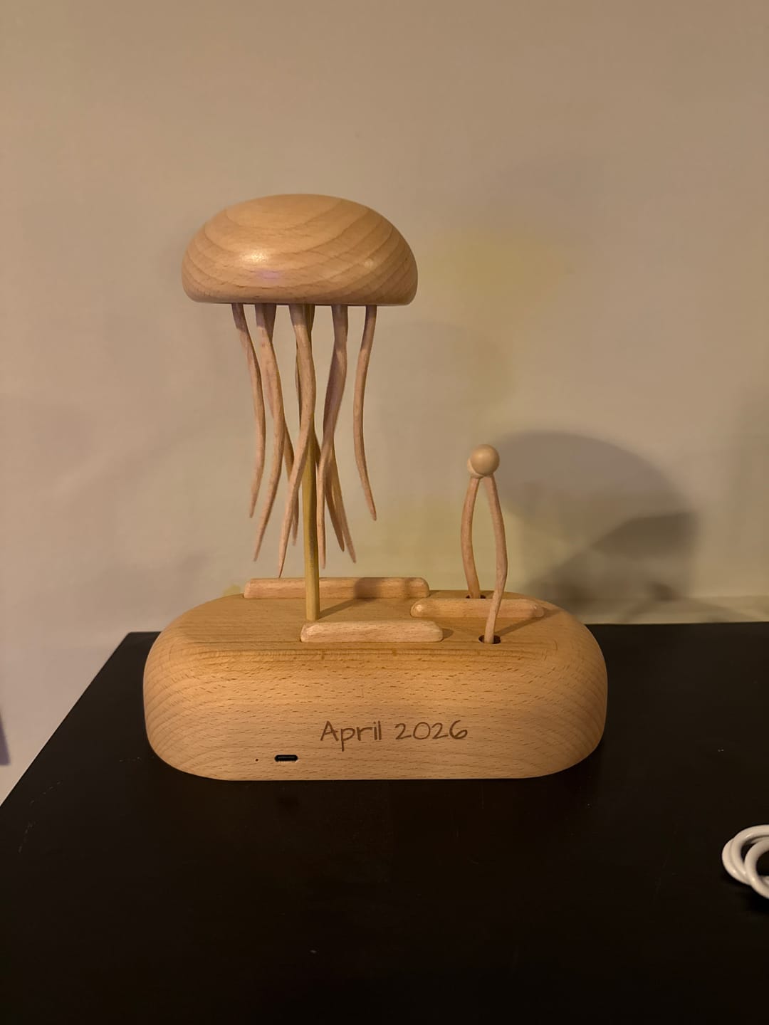 Customer photo review of MarinerPoet™ Handcrafted Wooden Jellyfish Automaton(Big)