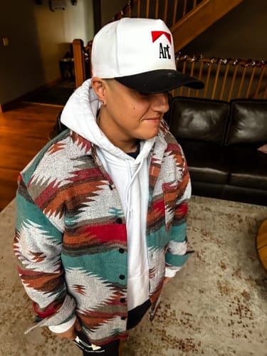 Customer photo review of Art Snapback (White/Black)
