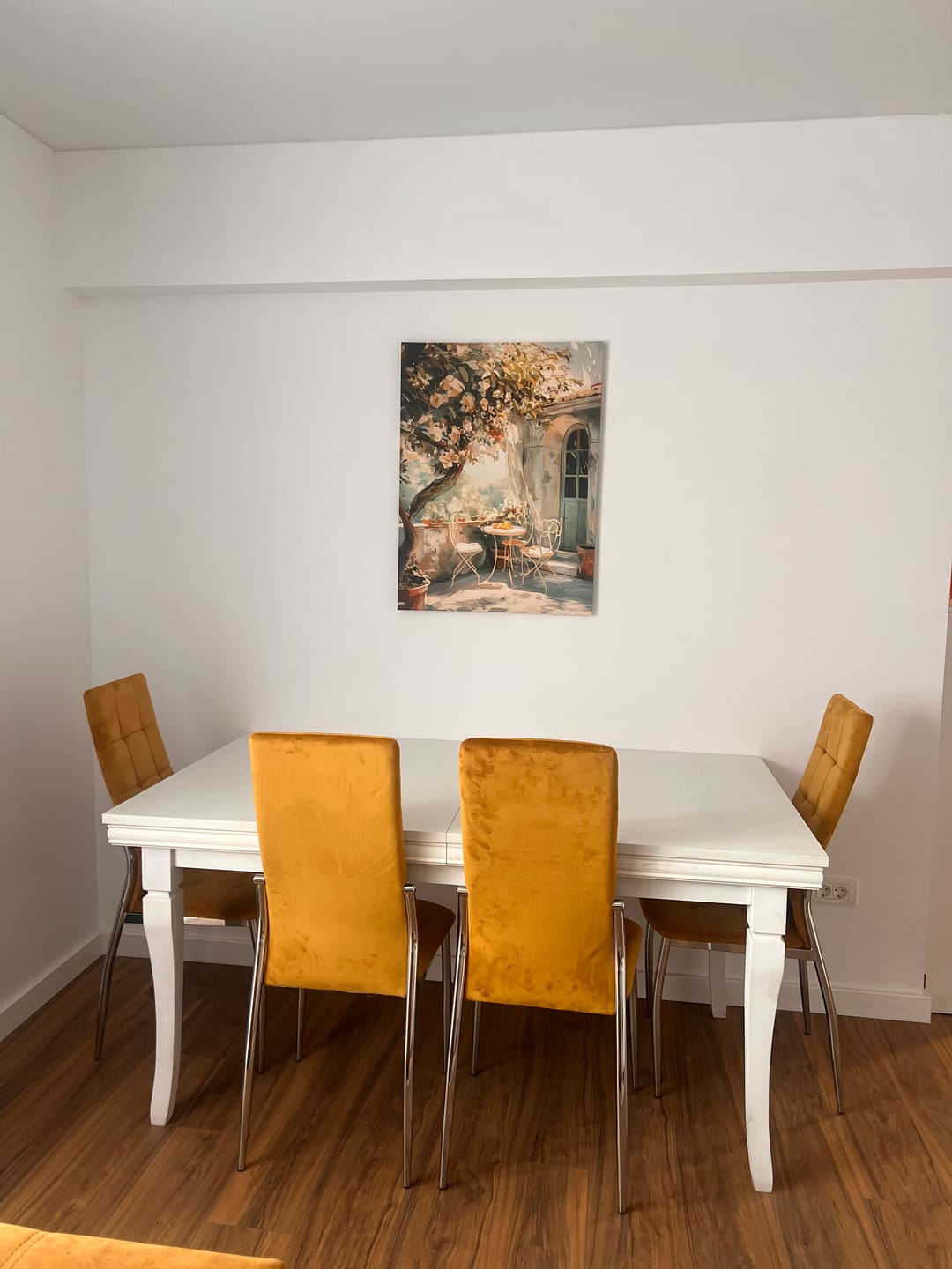 Customer photo review of Scaun K416, galben mustar, stofa catifelata, 43x54x101 cm