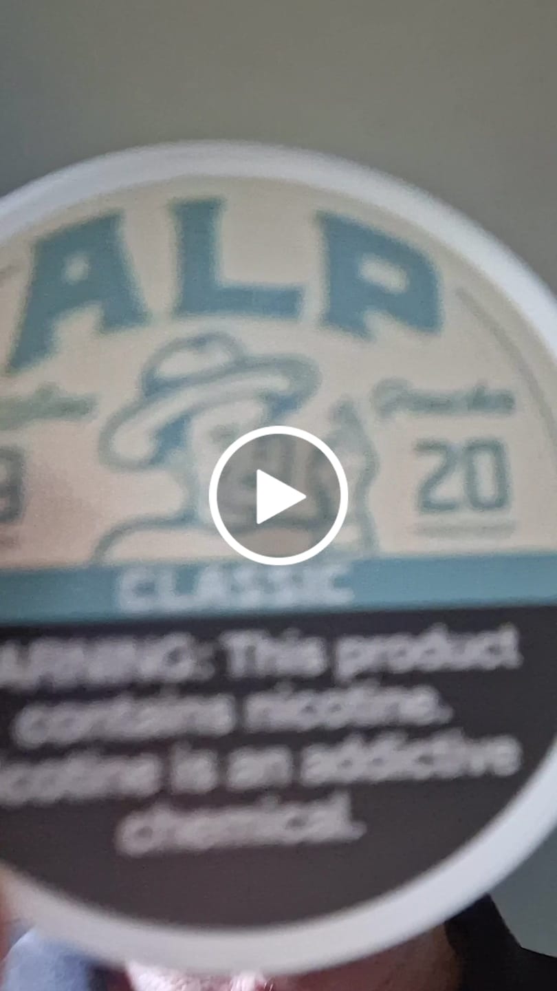 Customer video review of Classic Nicotine Pouches
