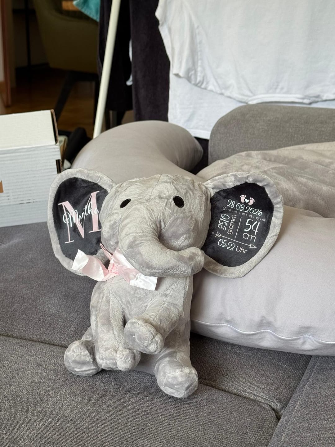Customer photo review of Kuschel Elefant - Baby-Stofftier