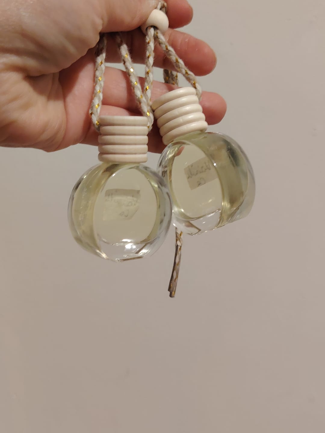 Customer photo review of Esencia Aroma Vainilla Caramelo Solo Difusor y Home Spray - 100 Gramos