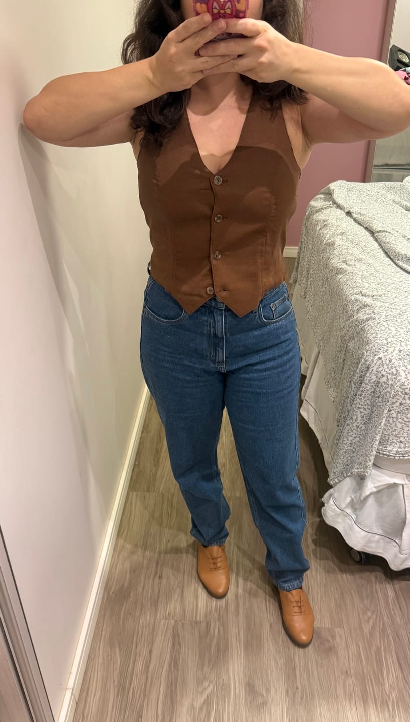 Customer photo review of Colete Calêndula Marrom Escuro