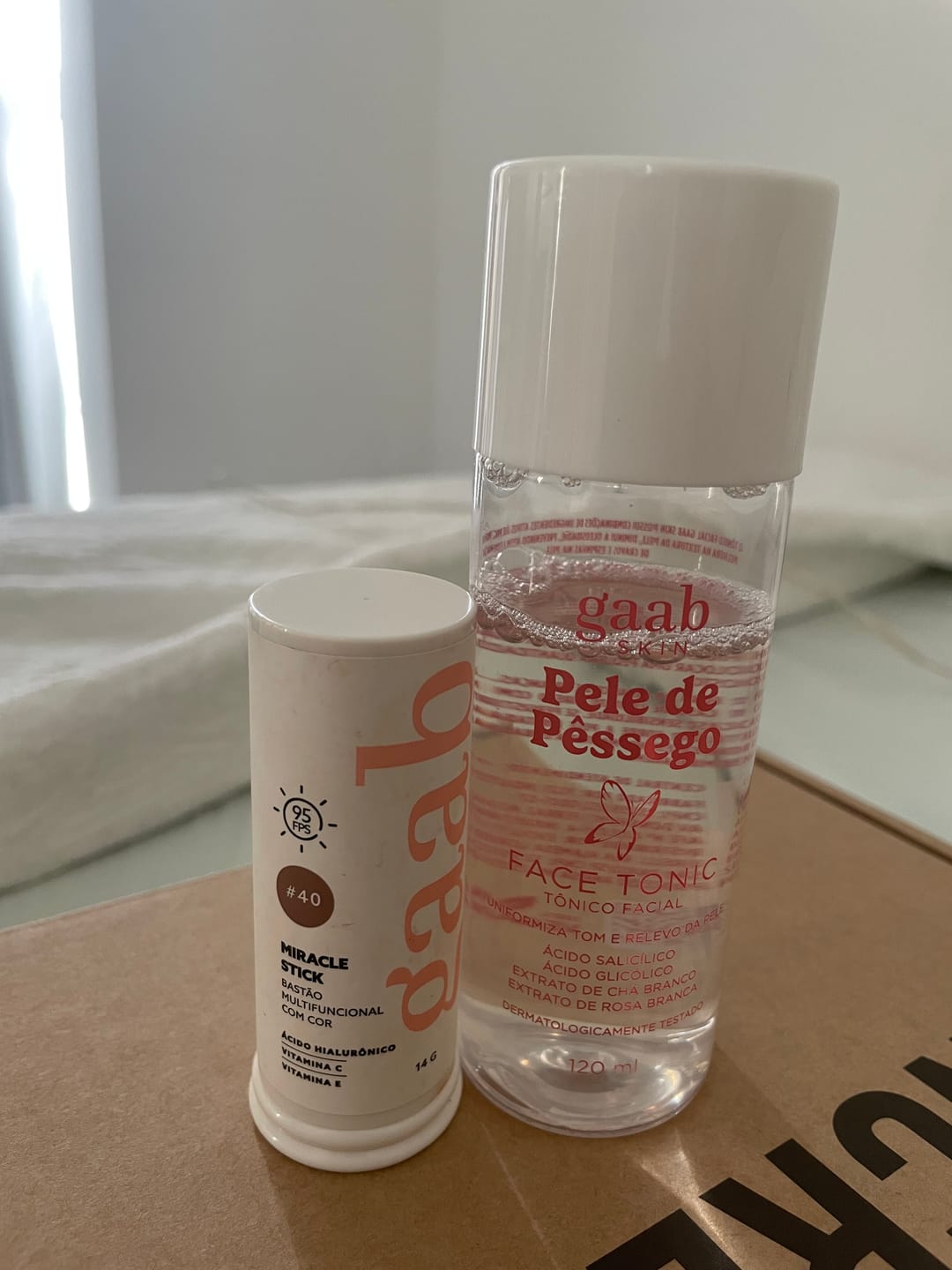 Customer photo review of Compre Bastão Multifuncional Miracle Stick, Ganhe Tônico Facial