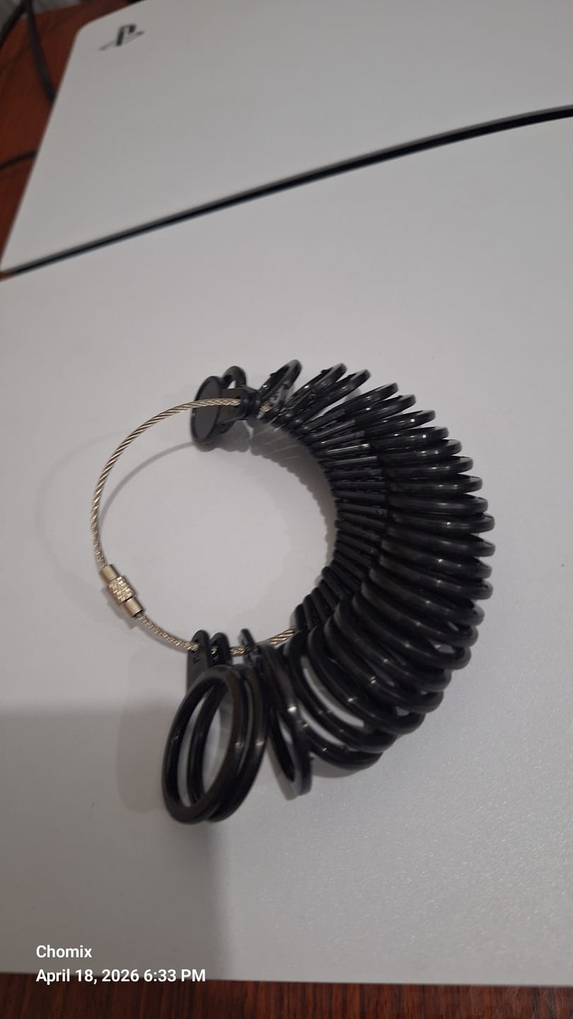 Customer photo review of B&CO Ring Sizer