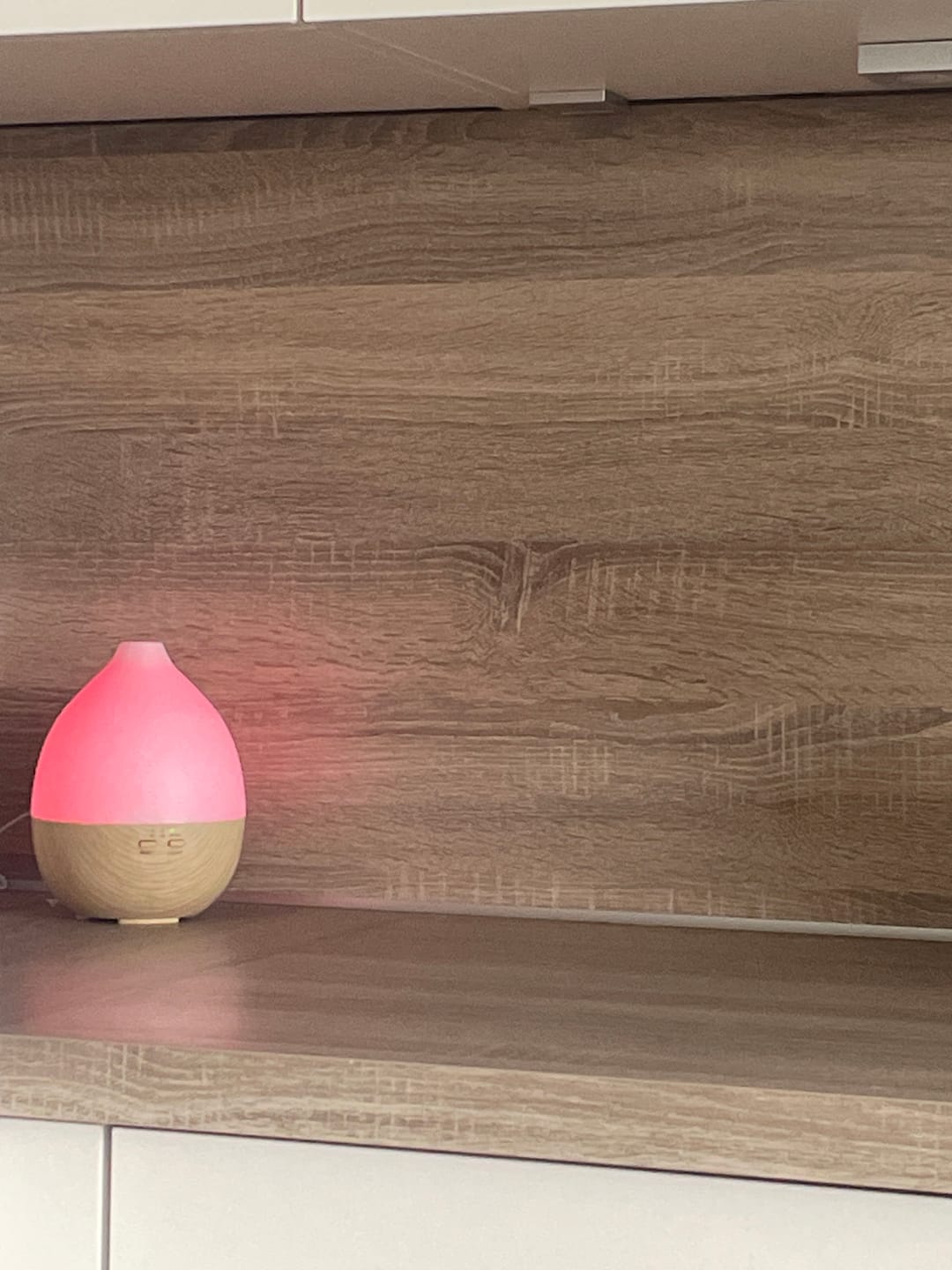 Customer photo review of Nimbus 2.0 -  Geurwolkje® Aroma Diffuser - Licht hout - 200 ml - Tevens nachtlampje