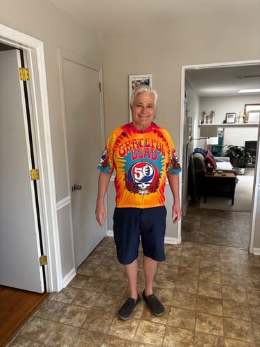 Customer photo review of Customized Grateful Dead Skull Men's Cycling Jersey Short Sleeve