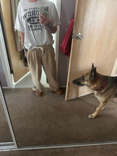 Customer photo review of Japanese Retro Loose Wide-leg Trousers