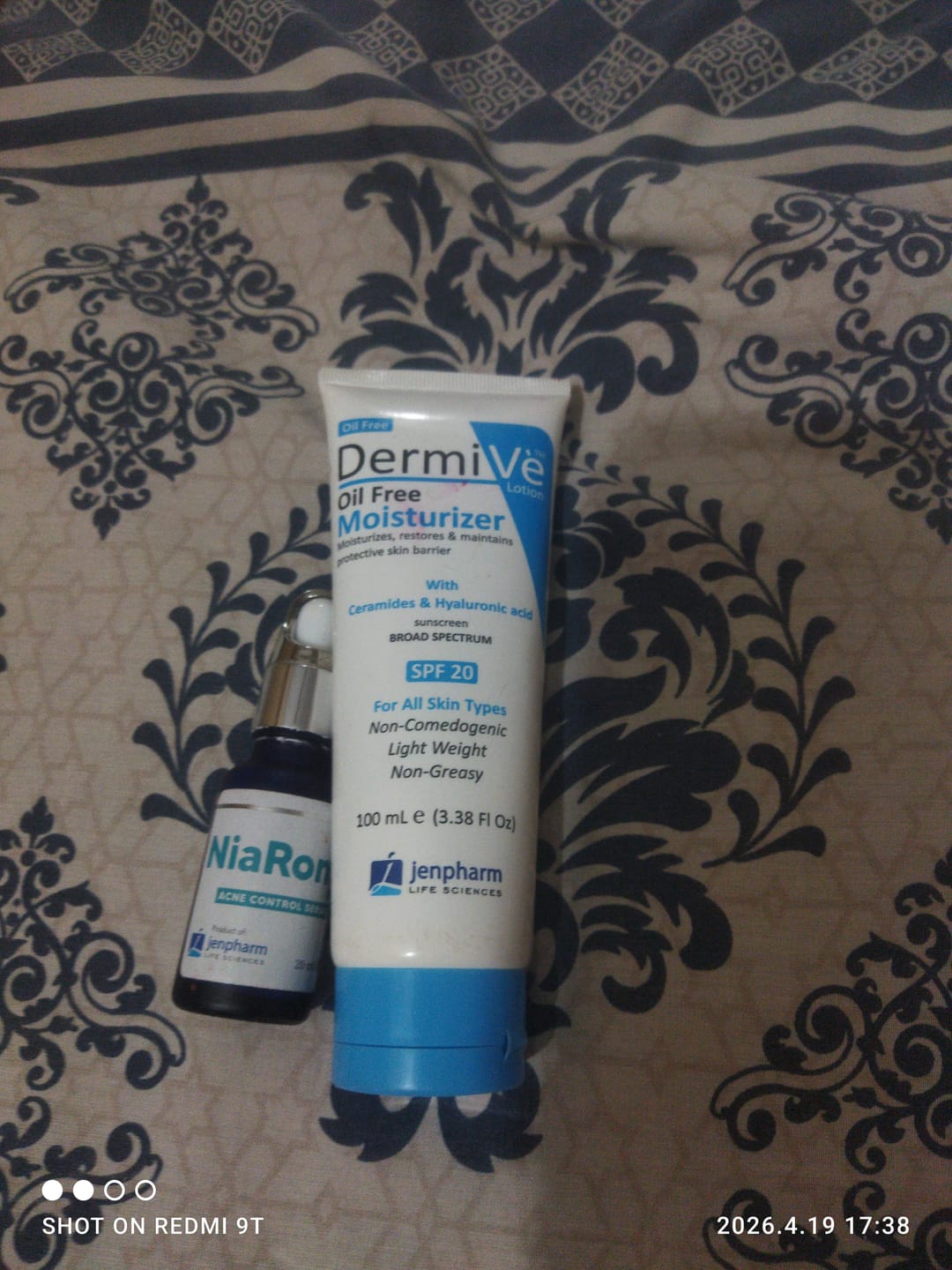 Customer photo review of NiaRonic Serum (Pore Minimizing)