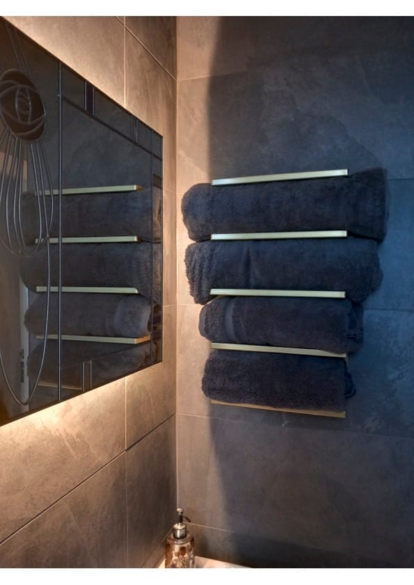 Customer photo review of Multiple Towel Rack
