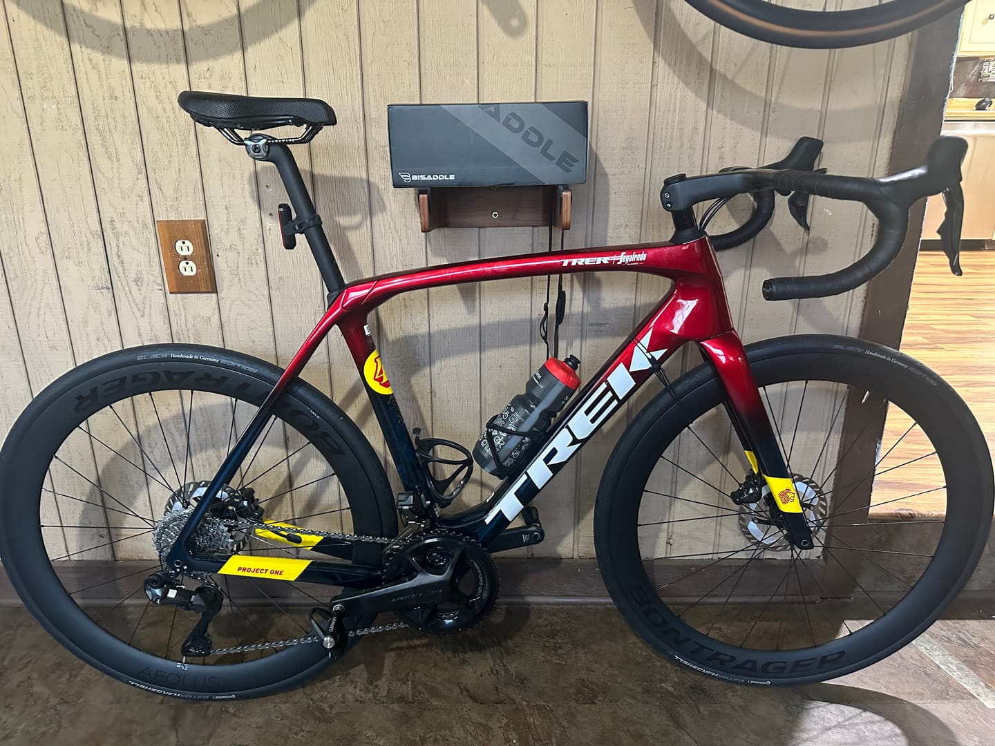 Customer photo review of Bonneville Distance