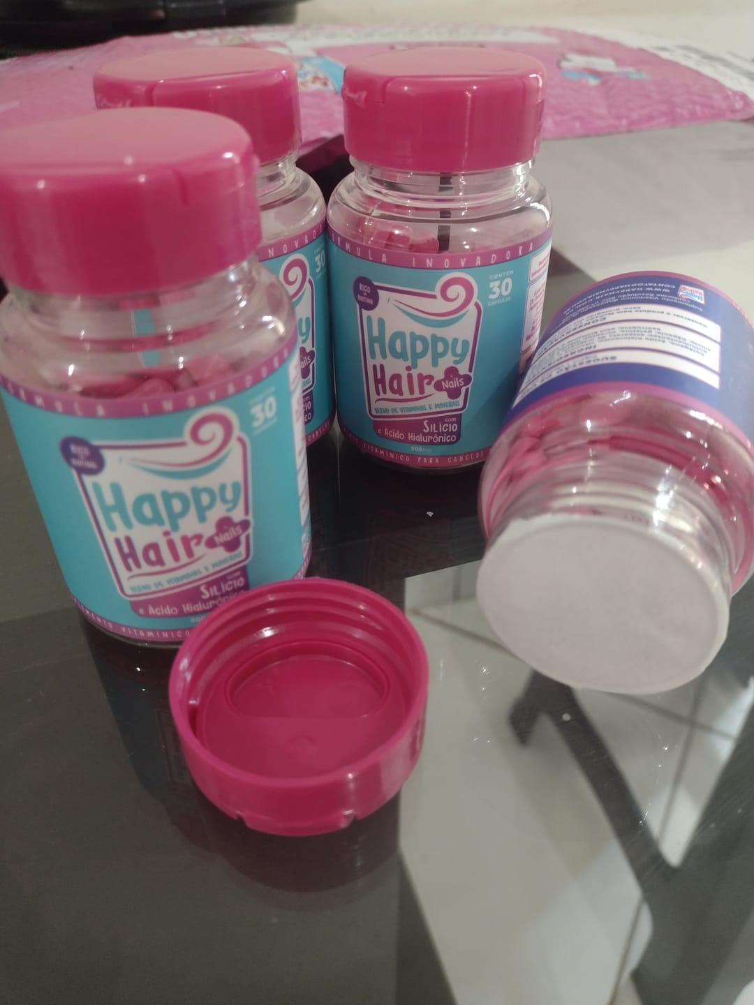 Customer photo review of Happy Hair 3 Potes + 1 Colágeno Grátis