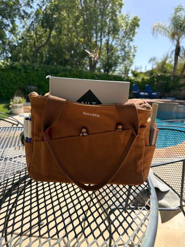 Cynthia W. — verified Soolla customer photo