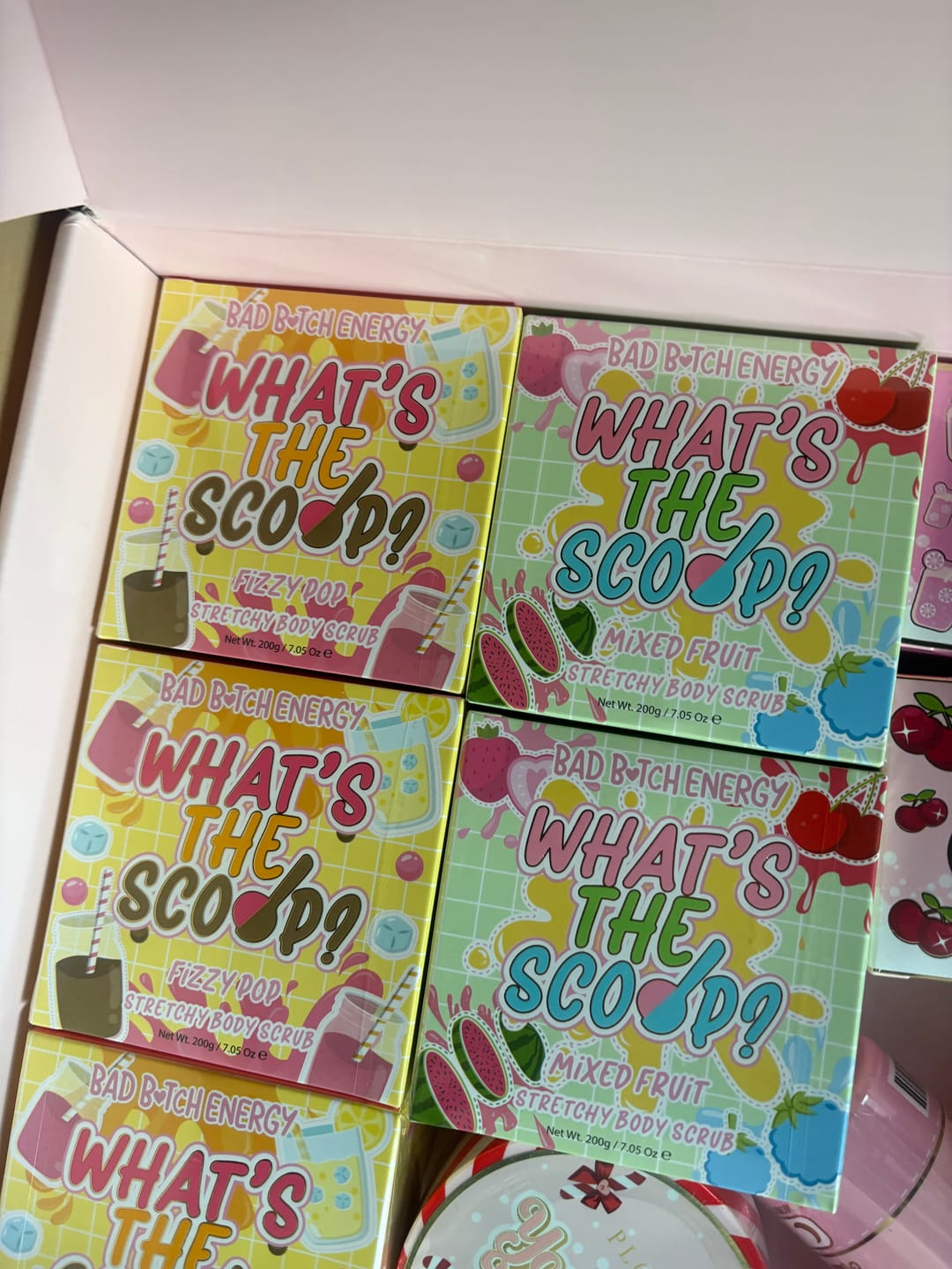 Recenzie foto de client despre P. Louise What's The Scoop Stretchy Body Scrub
