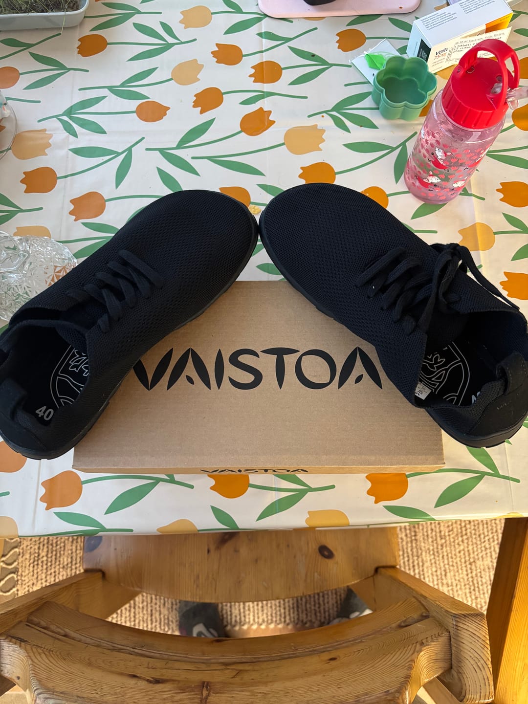 Customer photo review of Vaistoa Iloa -paljasjalkatennarit