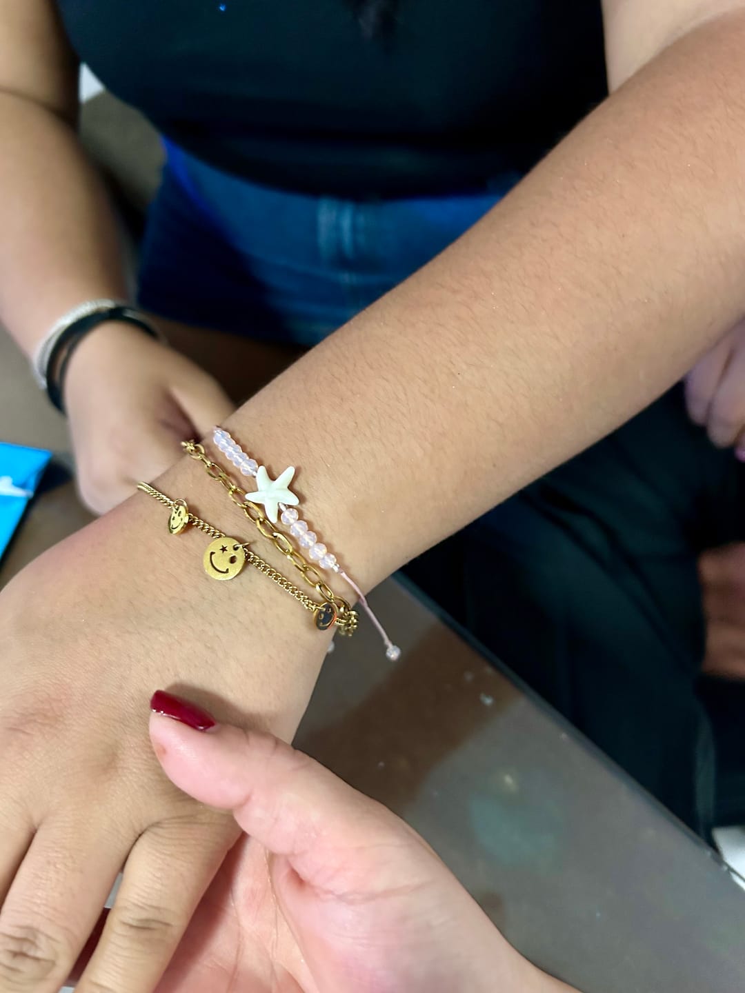 Customer photo review of Pulsera Smiley