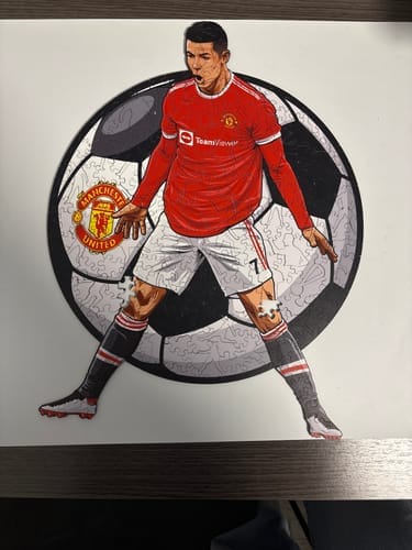 Customer photo review of Cristiano Ronaldo - Wooden Puzzle