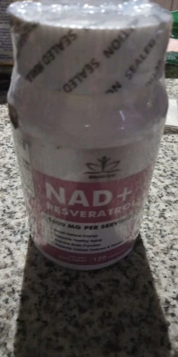 Customer photo review of NAD+Resveratrol SNGHWE™ (60 Cápsulas)