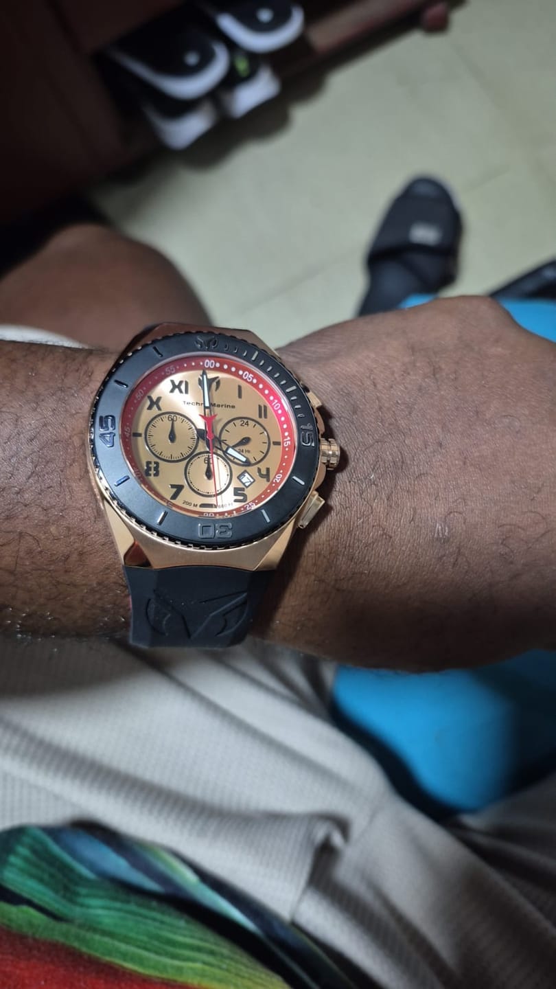 Customer photo review of Reloj Deportivo Para Hombre Technomarine Manta TM-221047 - Negro