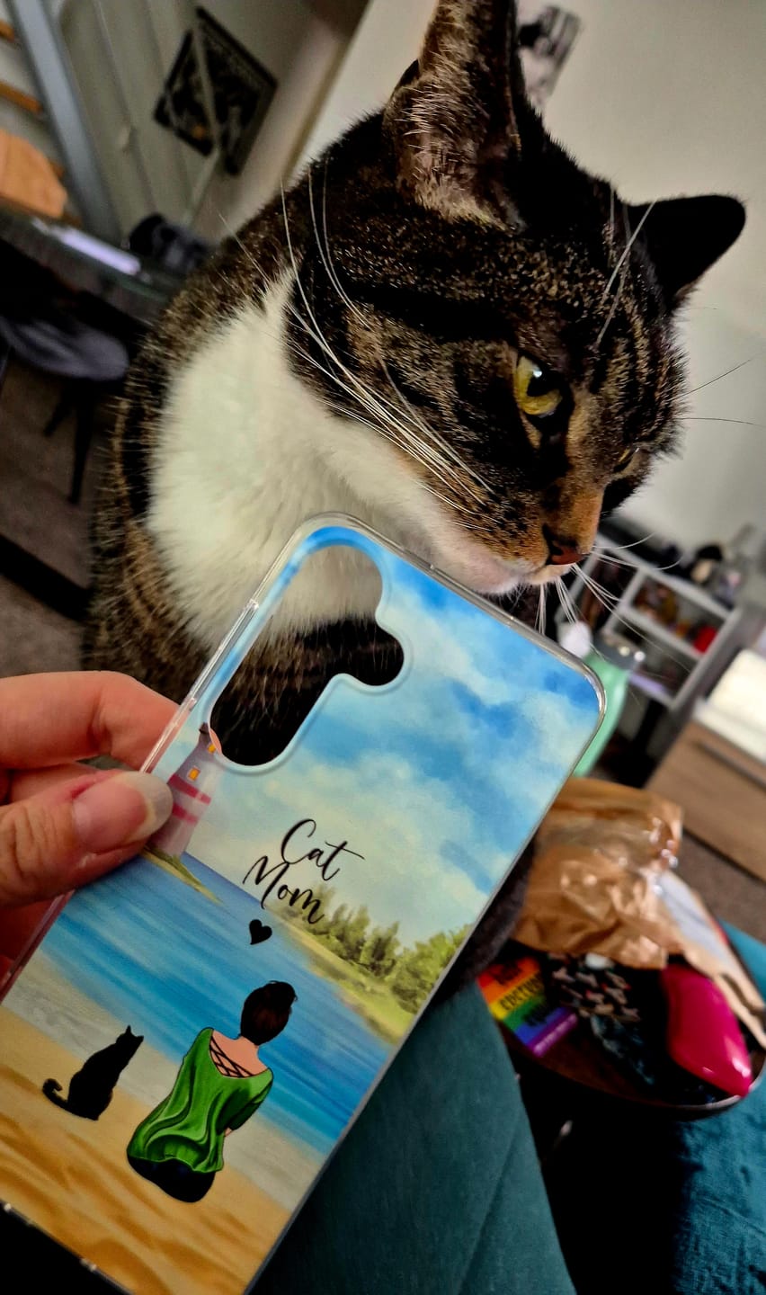 Customer photo review of Personalisierte Handyhülle - Unterwegs mit Haustier
