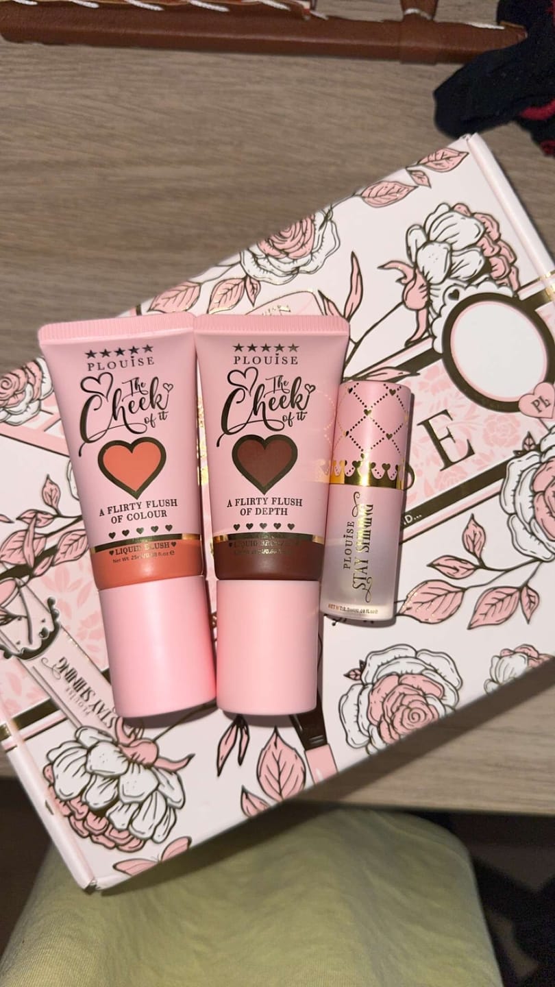 Customer photo review of Plouise The Cheek of it - Liquid Bronzer