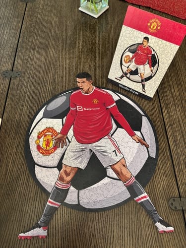 Customer photo review of Cristiano Ronaldo - Wooden Puzzle