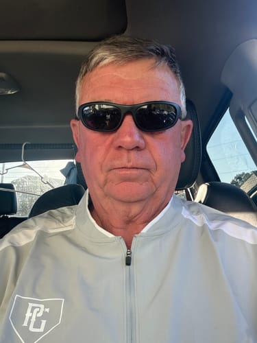 Customer photo review of SHOWCASE PRACTICE SHORT SLEEVE PULLOVER