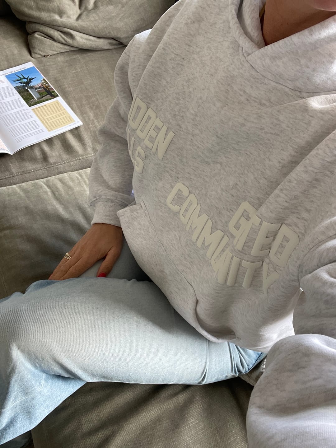 Customer photo review of GATED COMMUNITY HOODIE LIGHT GREY