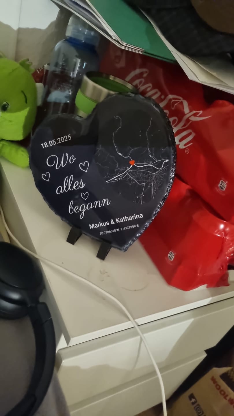 Customer photo review of Wo alles begann - Personalisiertes Schieferherz (15x15)