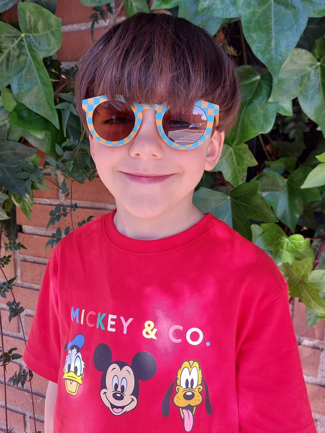 Customer photo review of Gafas de sol Infantil Vichy Cat eyes Polarized Polarized Sostenibles Nenina & Co