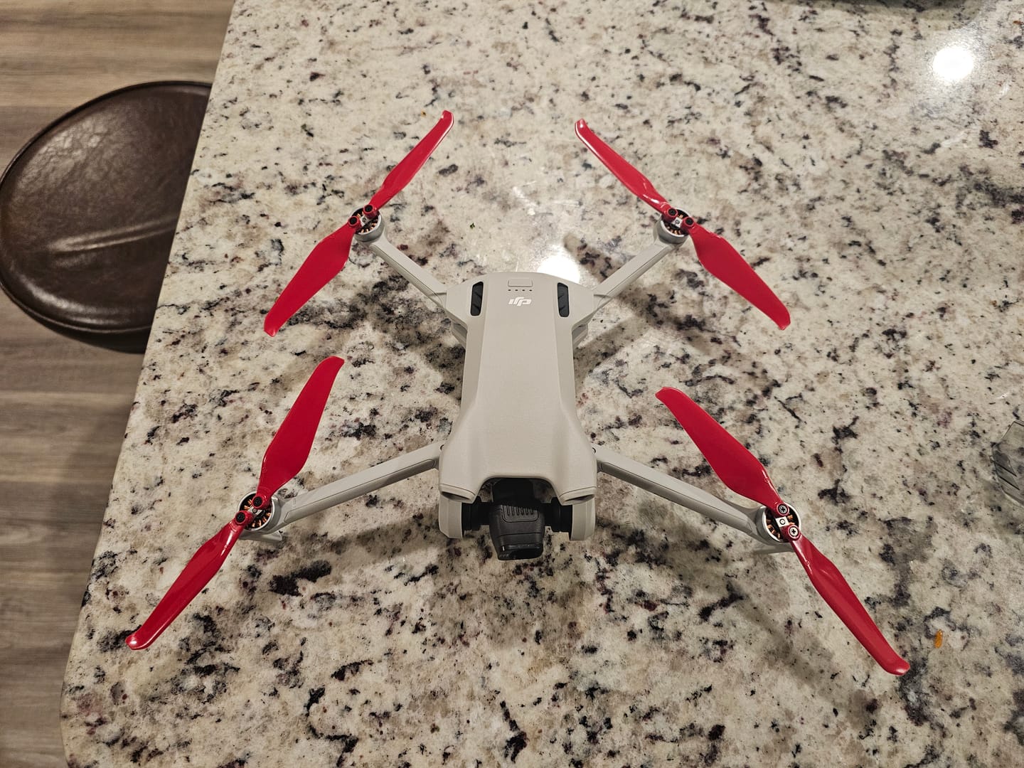 Customer photo review of DJI Mini 3 Pro / 4 Pro STEALTH Upgrade Propellers - x4 Red