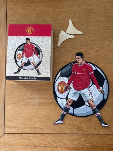 Customer photo review of Cristiano Ronaldo - Wooden Puzzle