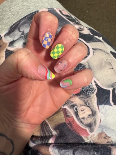 Customer photo review of Acid Trip | Nail Polish Wraps