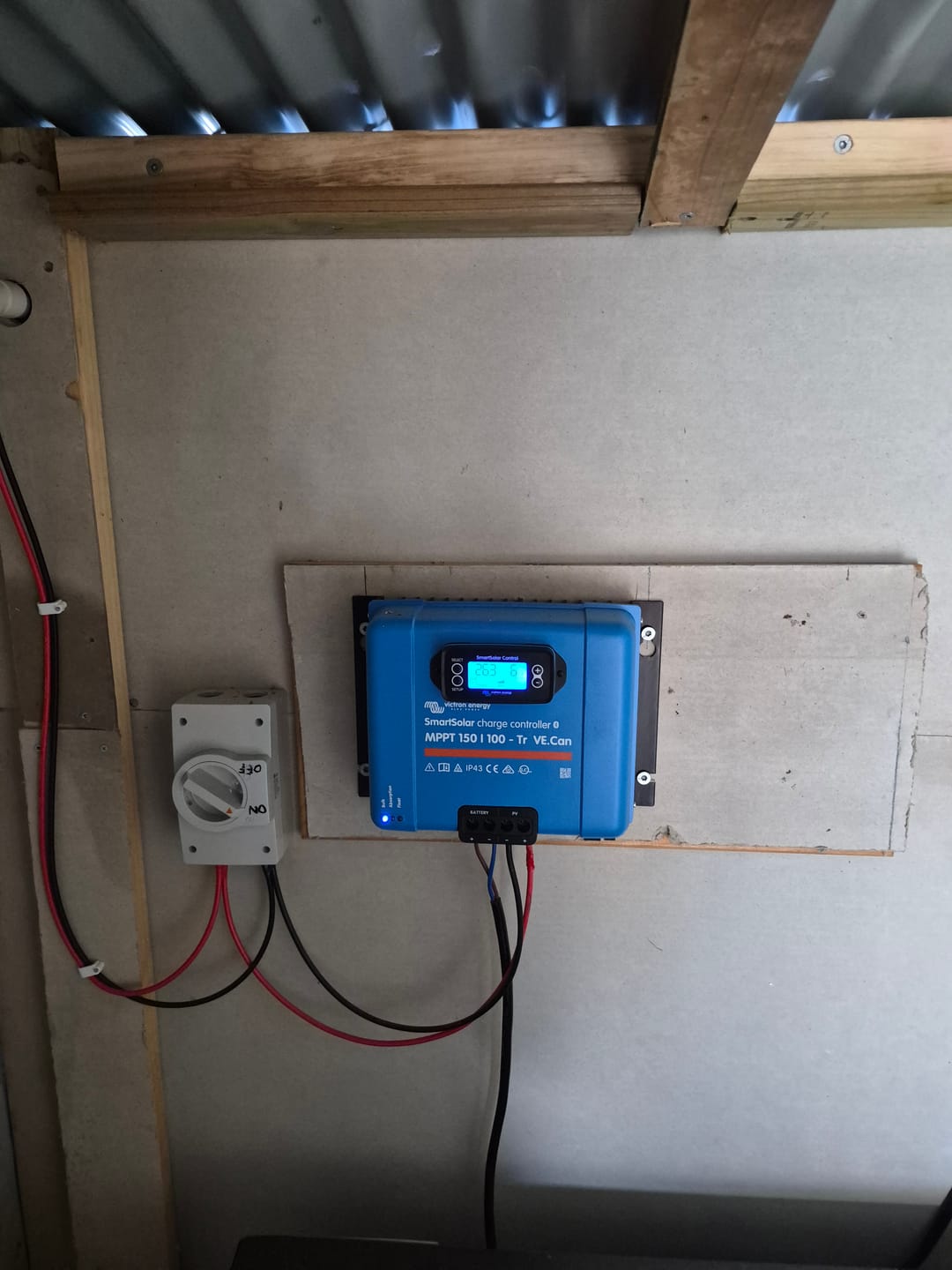 Customer photo review of Victron SmartSolar Pluggable Display