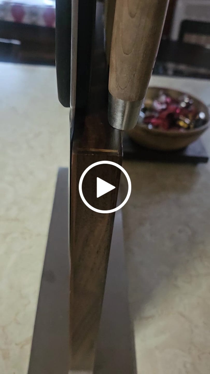Customer video review of FREE Walnut Magnetic Knives Holder