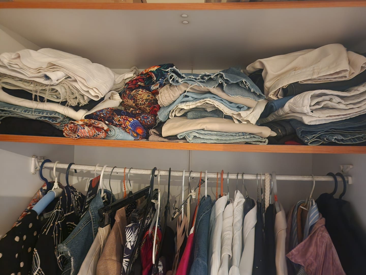 Customer photo review of Organizador de Ropa Plegable | Pack 4 Unidades