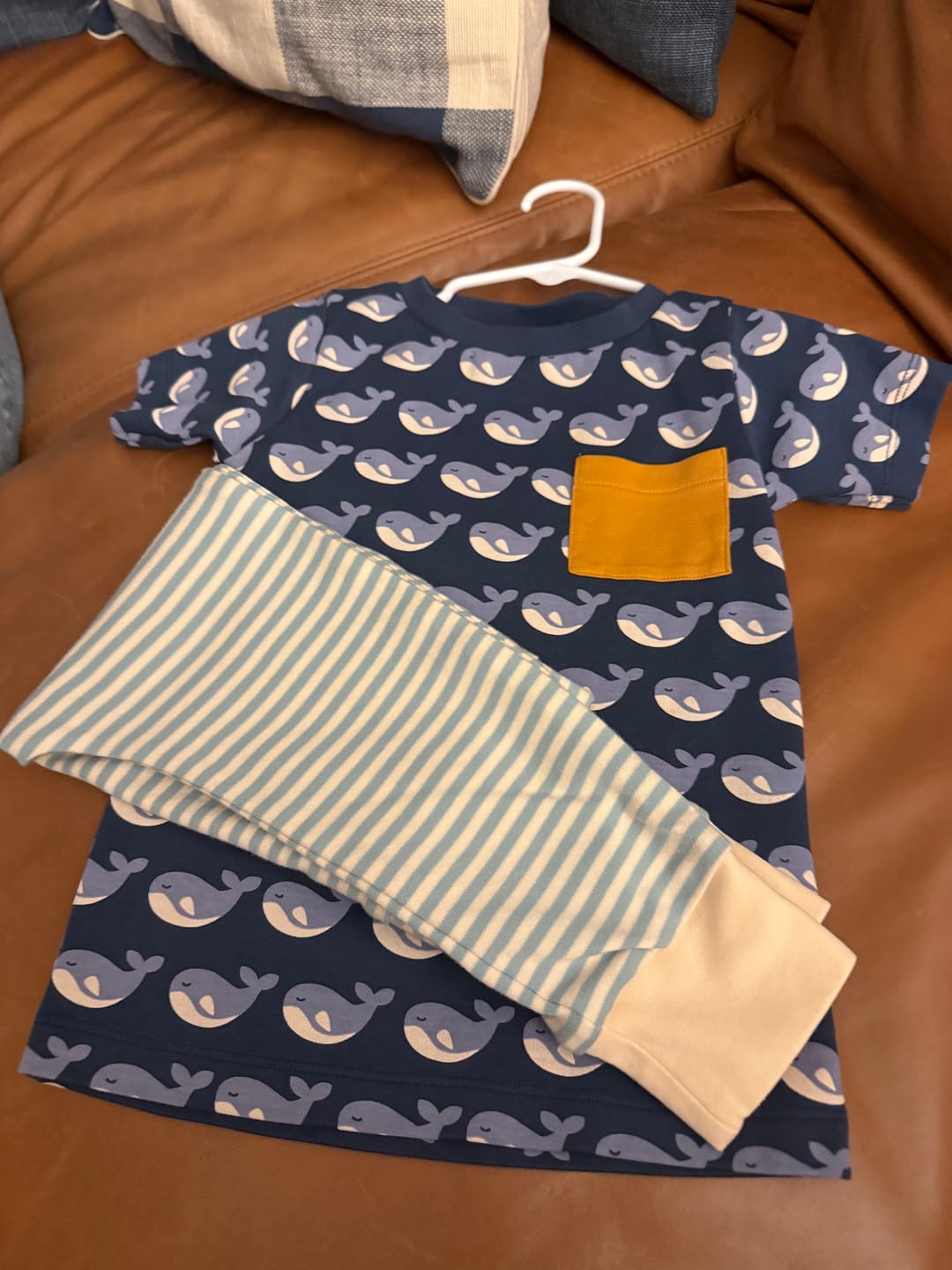 Customer photo review of Singing Whales Organic T Shirt & Jogger Playset