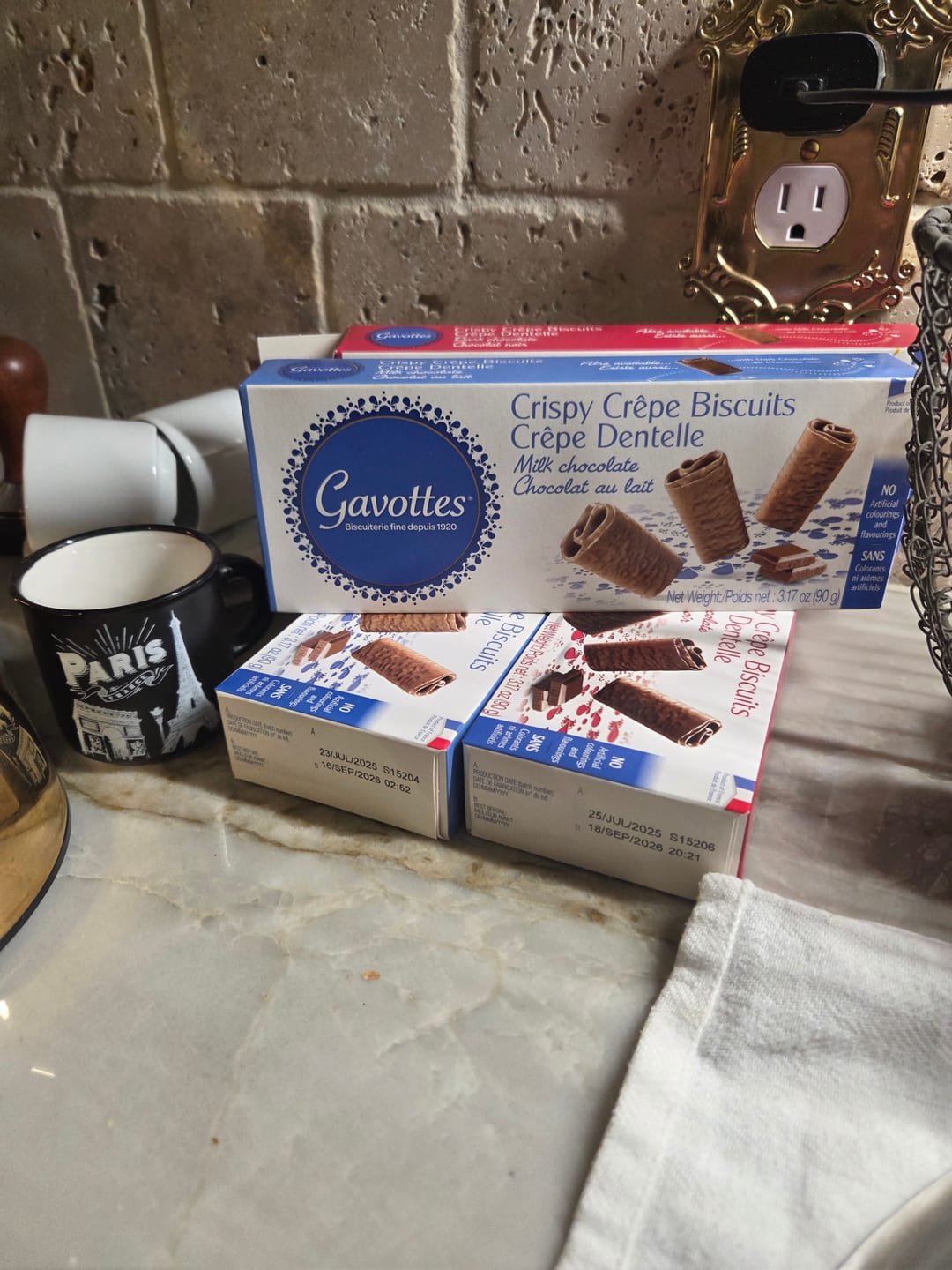 Customer photo review of Gavottes Milk Chocolate Crepe Dentelle, 3.2 oz (90 g)