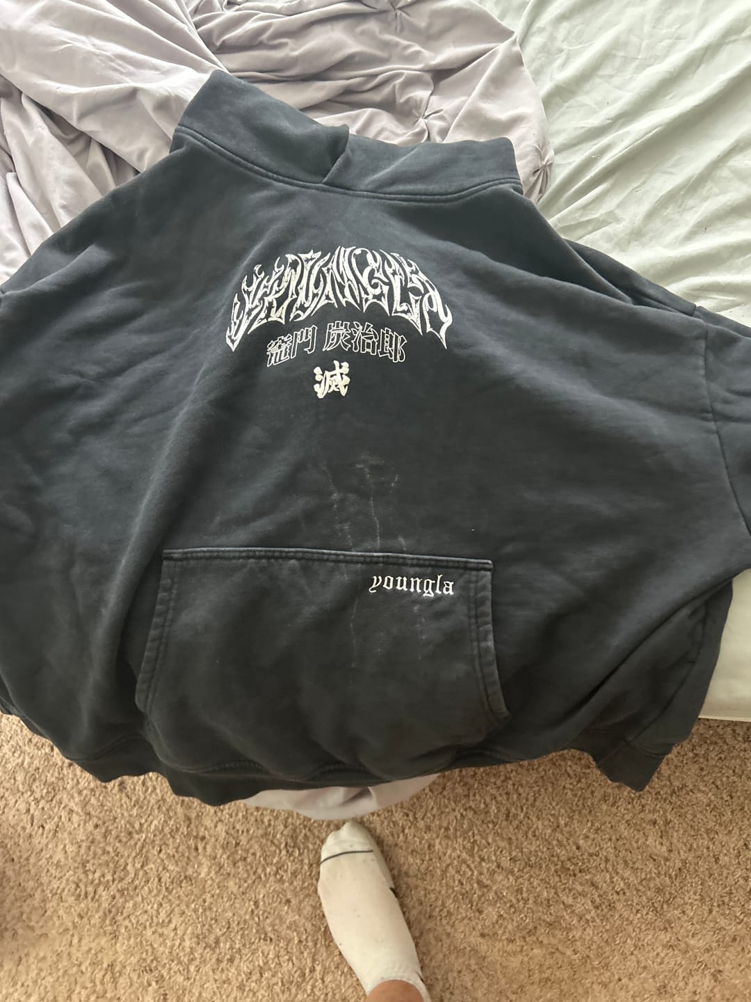 Customer photo review of 5068 - Demon Slayer: Kimetsu no Yaiba - Hoodies