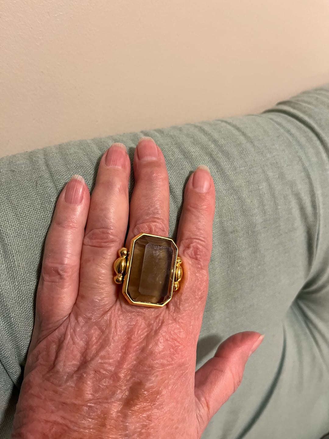 Customer photo review of Marique French Vintage Noir Ring