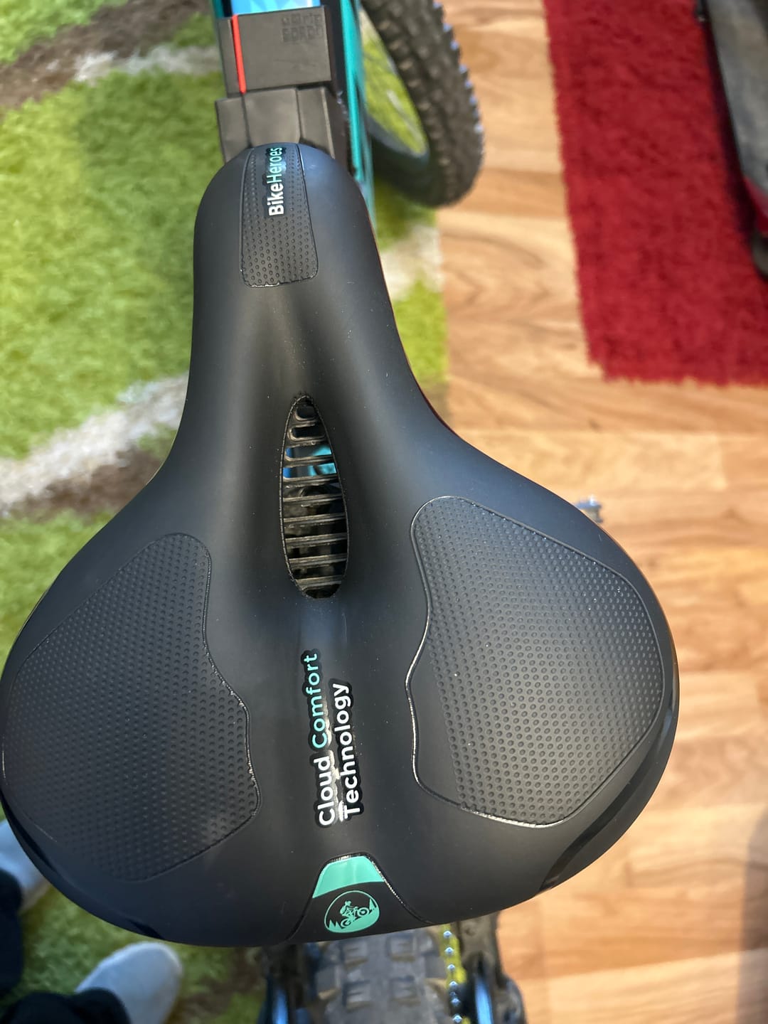 Customer photo review of CloudComfort Max