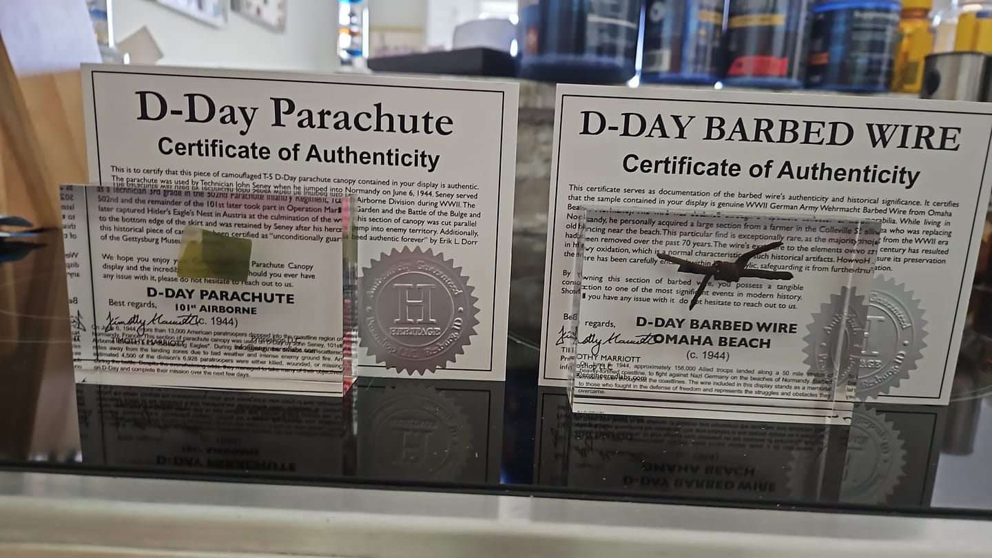 Customer photo review of D-Day Parachute Personal Museum