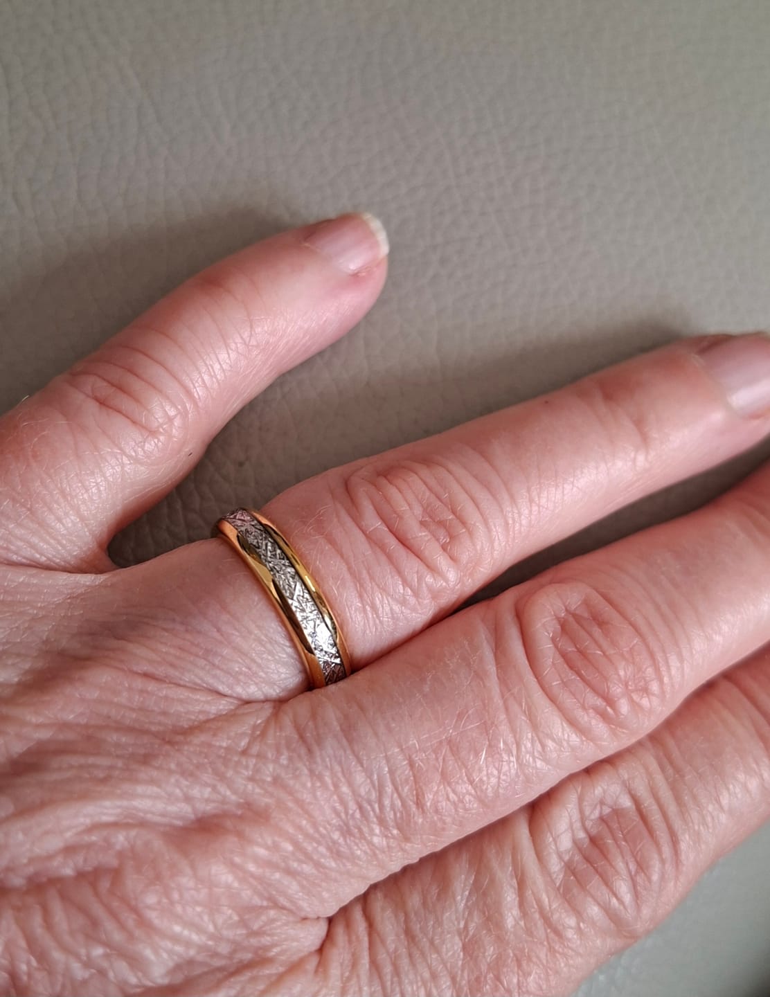 Customer photo review of The Golden Steel 4mm Wonder Ring